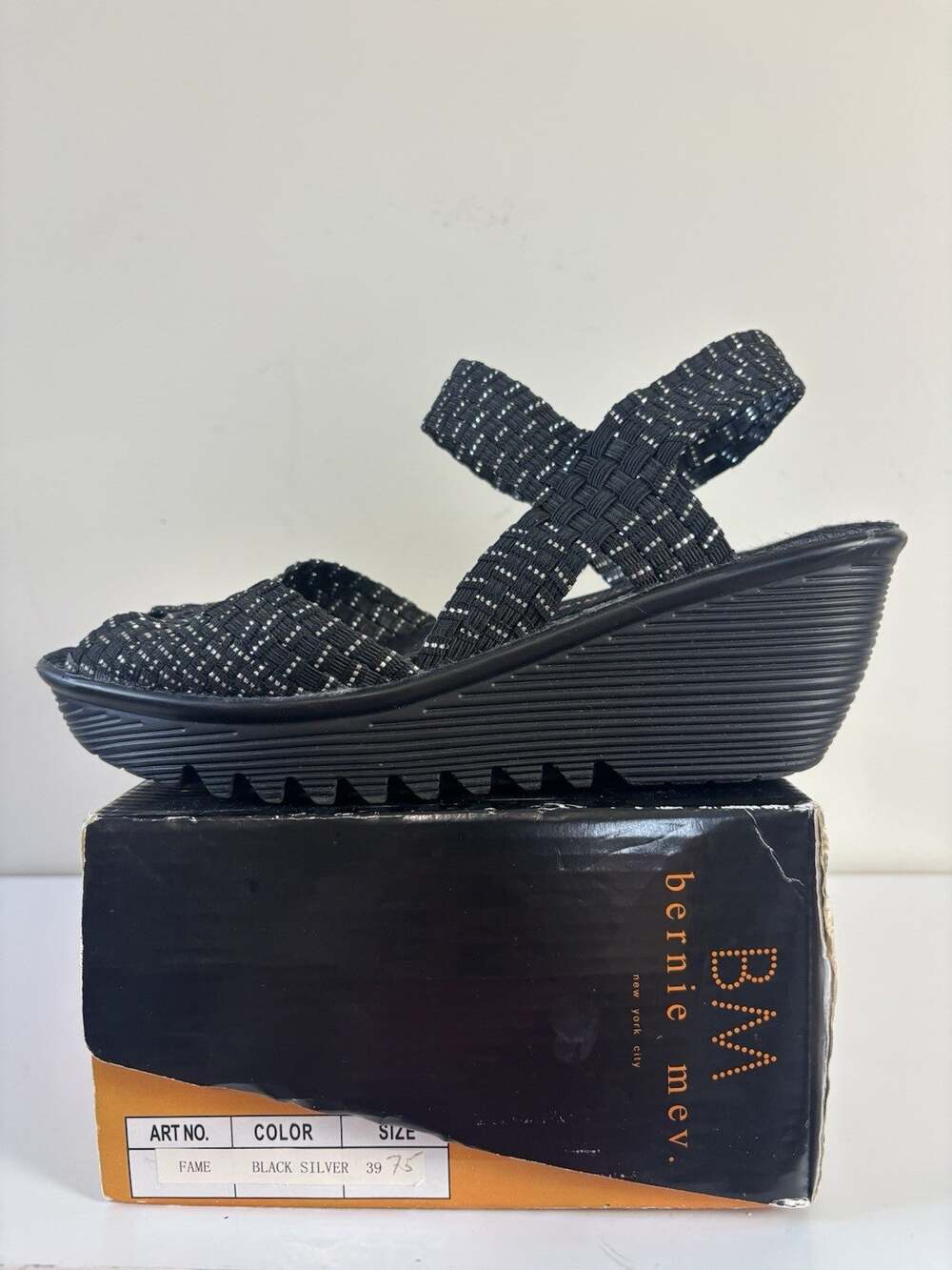 Bernie Mev Black Silver Fame Wedge Sandals Women’s Size 39 US 8